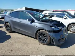 5YJYGDEE8MF096400 2021 TESLA MODEL Y