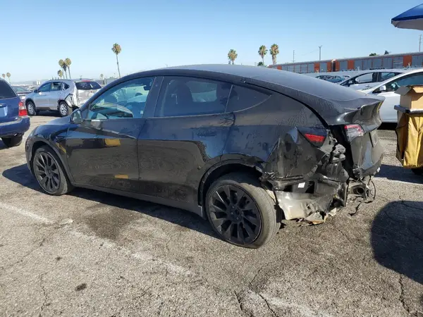 5YJYGDEE8MF097711 2021 TESLA MODEL Y - Image 2