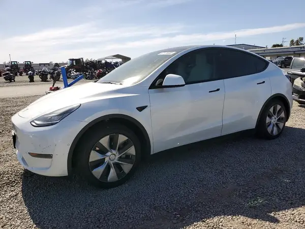 5YJYGDEE8MF098647 2021 TESLA MODEL Y - Image 1