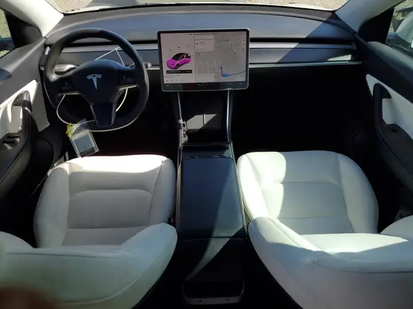 5YJYGDEE8MF098647 2021 TESLA MODEL Y - Image 8