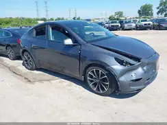5YJYGDEE8MF105063 2021 TESLA MODEL Y