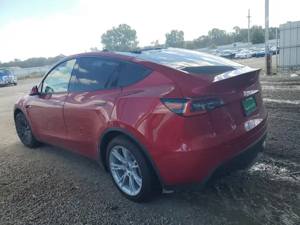 5YJYGDEE8MF105967 2021 TESLA MODEL Y - Image 2