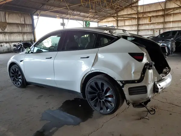 5YJYGDEE8MF108786 2021 TESLA MODEL Y - Image 2