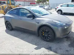 5YJYGDEE8MF115589 2021 TESLA MODEL Y