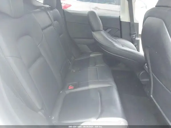 5YJYGDEE8MF124910 2021 TESLA MODEL Y - Image 8