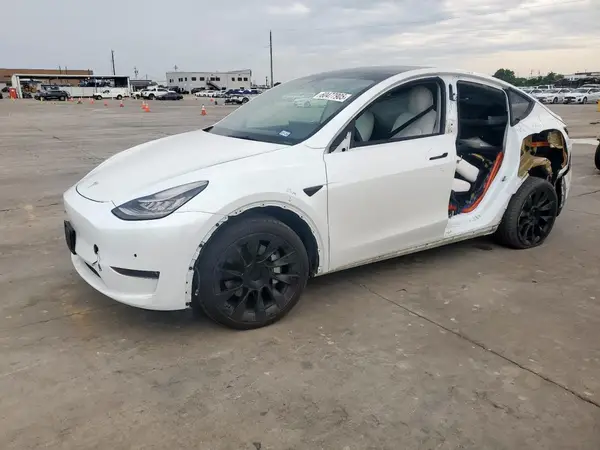 5YJYGDEE8MF130156 2021 TESLA MODEL Y - Image 1