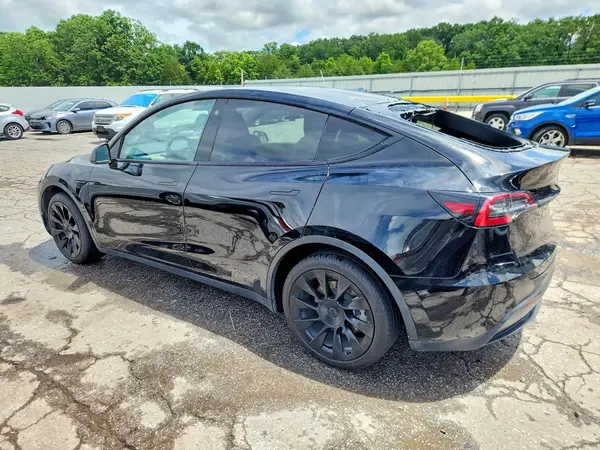 5YJYGDEE8MF139780 2021 TESLA MODEL Y - Image 2