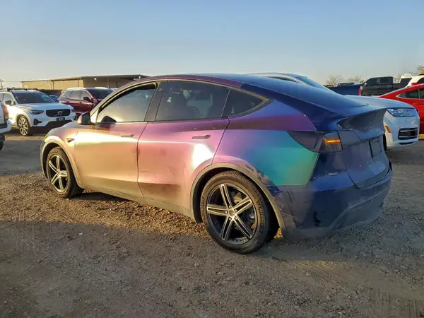 5YJYGDEE8MF143201 2021 TESLA MODEL Y - Image 2