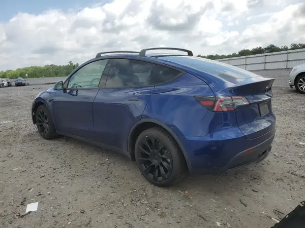 5YJYGDEE8MF144395 2021 TESLA MODEL Y - Image 2
