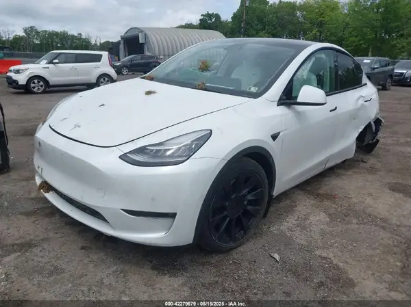 5YJYGDEE8MF151699 2021 TESLA MODEL Y - Image 2