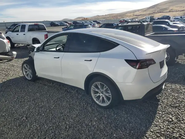 5YJYGDEE8MF173329 2021 TESLA MODEL Y - Image 2