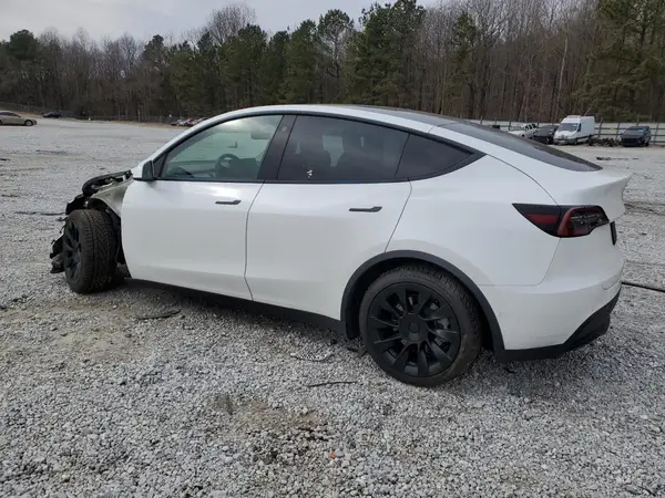 5YJYGDEE8MF175887 2021 TESLA MODEL Y - Image 2