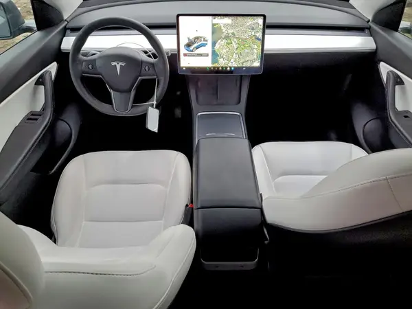 5YJYGDEE8MF179020 2021 TESLA MODEL Y - Image 8