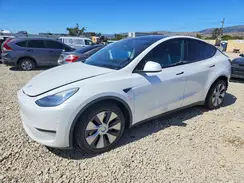 5YJYGDEE8MF181009 2021 TESLA MODEL Y