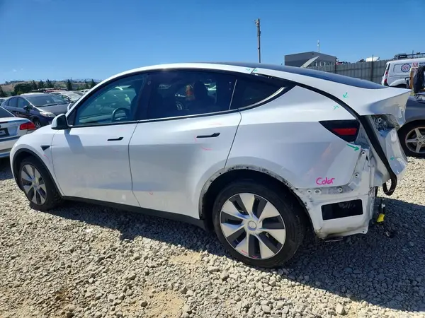 5YJYGDEE8MF181009 2021 TESLA MODEL Y - Image 2