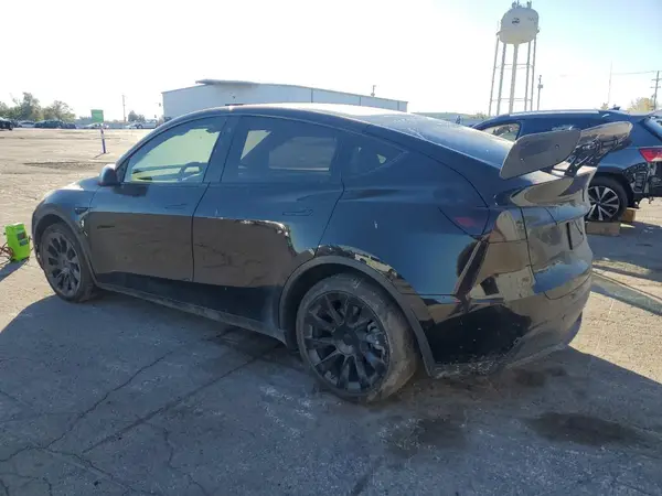 5YJYGDEE8MF183097 2021 TESLA MODEL Y - Image 2
