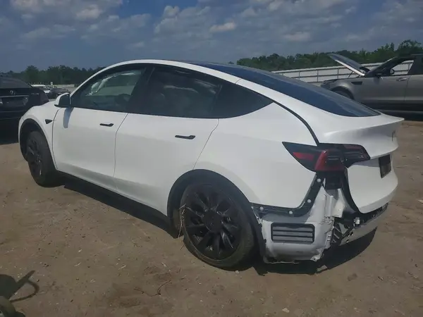 5YJYGDEE8MF188848 2021 TESLA MODEL Y - Image 2