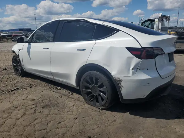 5YJYGDEE8MF190535 2021 TESLA MODEL Y - Image 2