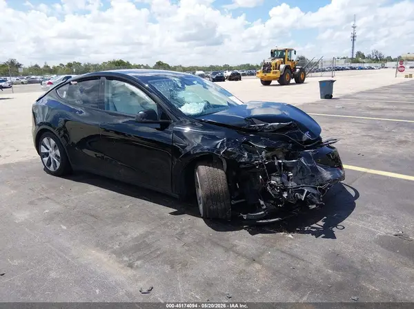 5YJYGDEE8MF197940 2021 TESLA MODEL Y - Image 1