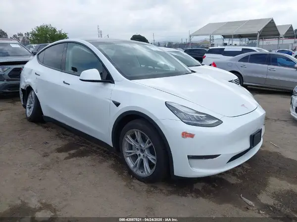 5YJYGDEE8MF199686 2021 TESLA MODEL Y - Image 1