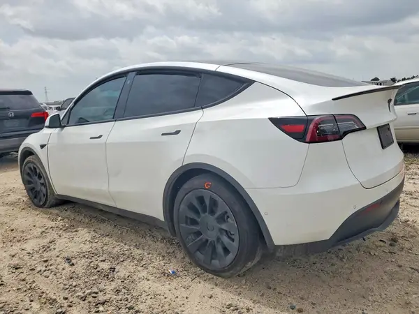 5YJYGDEE8MF200707 2021 TESLA MODEL Y - Image 2