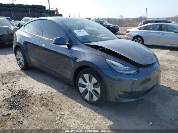 5YJYGDEE8MF202568 2021 TESLA MODEL Y - Image 1