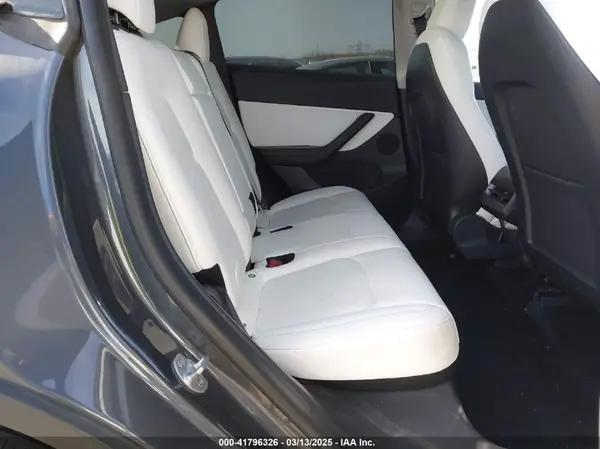 5YJYGDEE8MF202568 2021 TESLA MODEL Y - Image 8