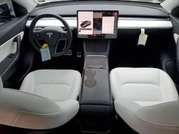 5YJYGDEE8MF203204 2021 TESLA MODEL Y - Image 8