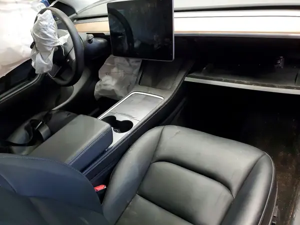 5YJYGDEE8MF203736 2021 TESLA MODEL Y - Image 8