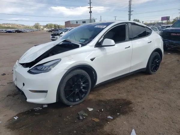 5YJYGDEE8MF207009 2021 TESLA MODEL Y - Image 1
