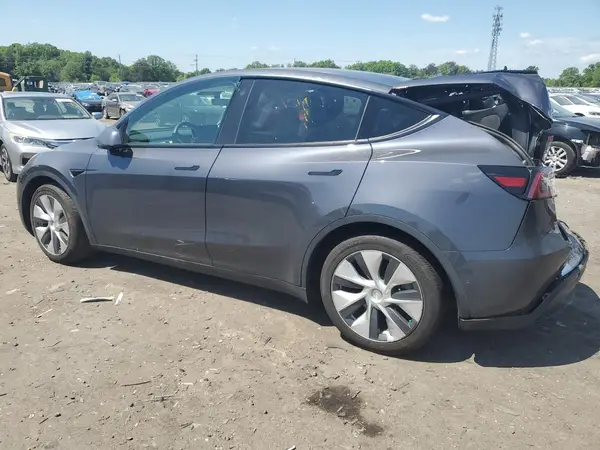 5YJYGDEE8MF210444 2021 TESLA MODEL Y - Image 2