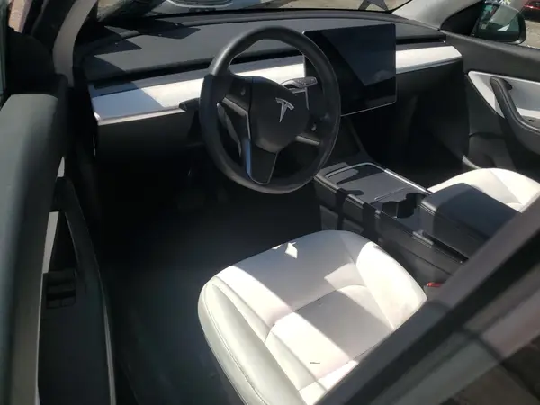 5YJYGDEE8MF210444 2021 TESLA MODEL Y - Image 8