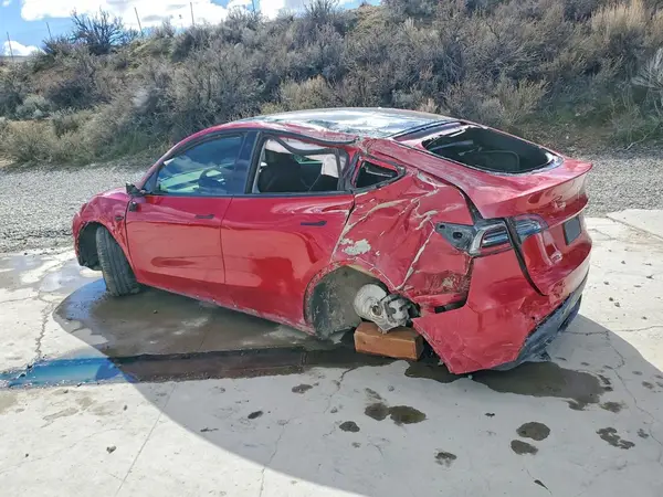 5YJYGDEE8MF217555 2021 TESLA MODEL Y - Image 2