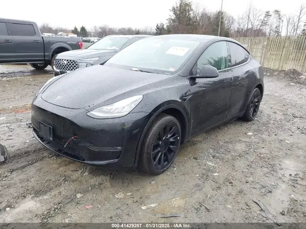 5YJYGDEE8MF229401 2021 TESLA MODEL Y - Image 2