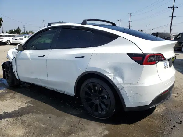 5YJYGDEE8MF231584 2021 TESLA MODEL Y - Image 2