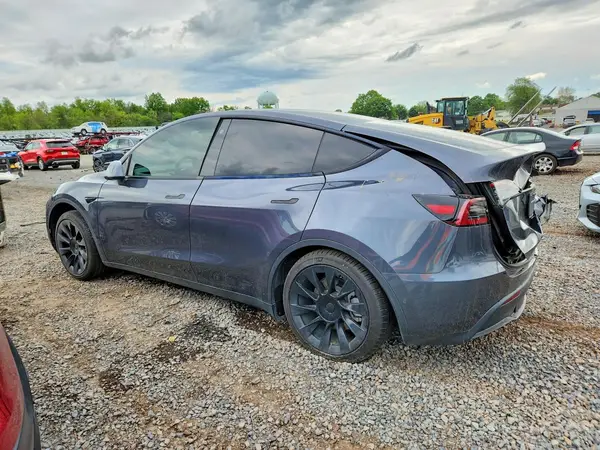 5YJYGDEE8MF241337 2021 TESLA MODEL Y - Image 2