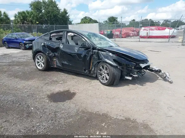 5YJYGDEE8MF244691 2021 TESLA MODEL Y - Image 1