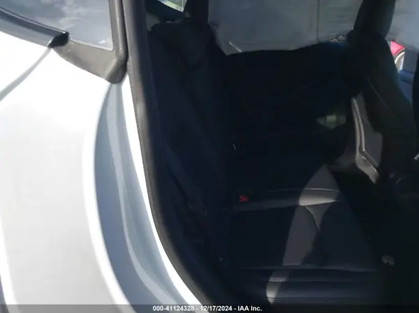 5YJYGDEE8MF263676 2021 TESLA MODEL Y - Image 8
