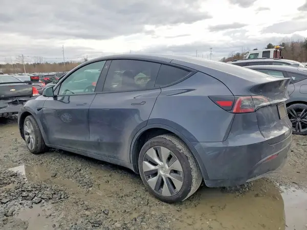 5YJYGDEE8MF278842 2021 TESLA MODEL Y - Image 2