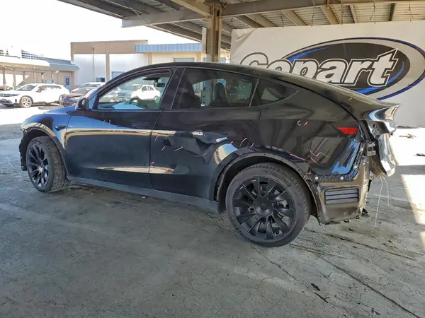 5YJYGDEE8MF282387 2021 TESLA MODEL Y - Image 2