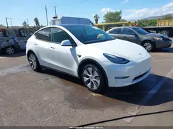 5YJYGDEE8MF293745 2021 TESLA MODEL Y