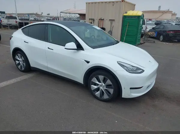 5YJYGDEE8MF293745 2021 TESLA MODEL Y - Image 1
