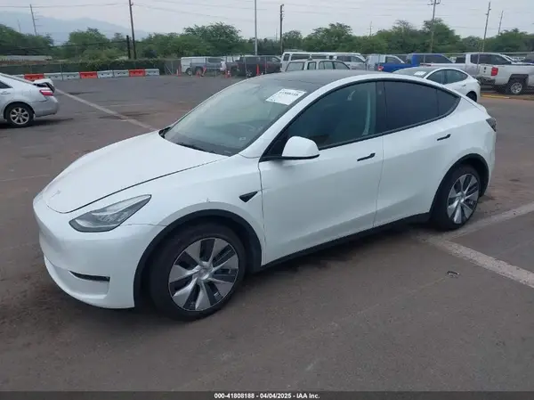 5YJYGDEE8MF293745 2021 TESLA MODEL Y - Image 2