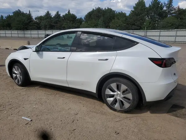 5YJYGDEE8MF294636 2021 TESLA MODEL Y - Image 2