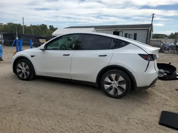 5YJYGDEE8MF298797 2021 TESLA MODEL Y - Image 2