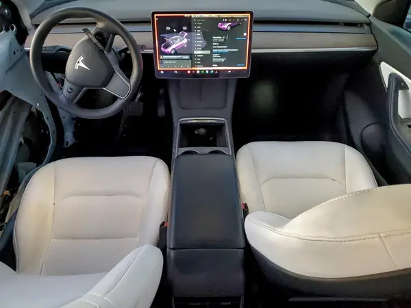 5YJYGDEE8MF300970 2021 TESLA MODEL Y - Image 8