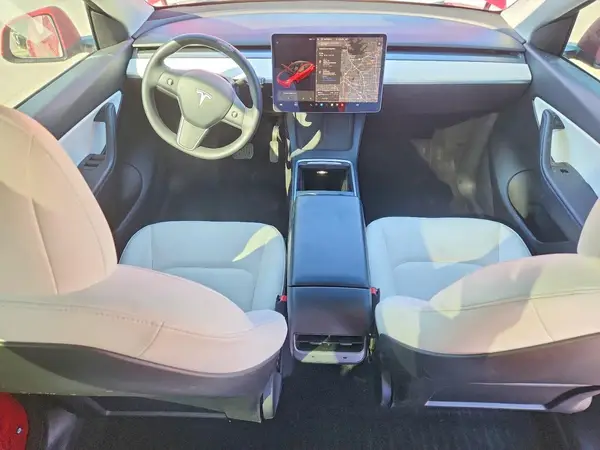 5YJYGDEE8MF302752 2021 TESLA MODEL Y - Image 8