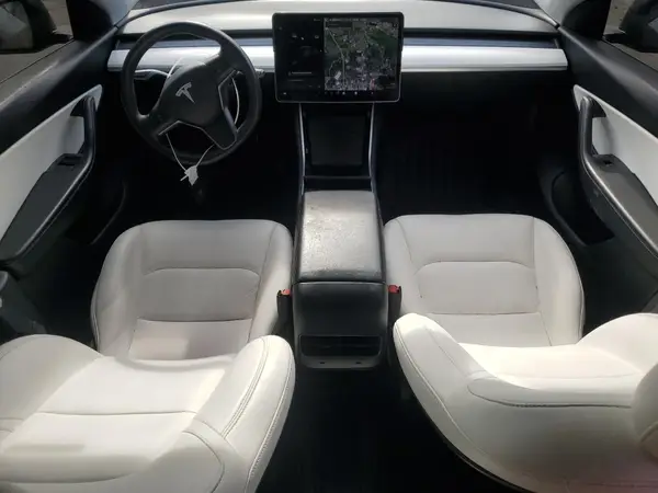 5YJYGDEE9LF014463 2020 TESLA MODEL Y - Image 8