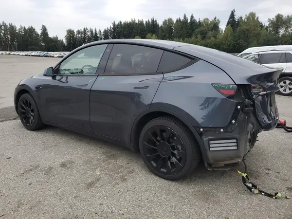 5YJYGDEE9LF019047 2020 TESLA MODEL Y - Image 2