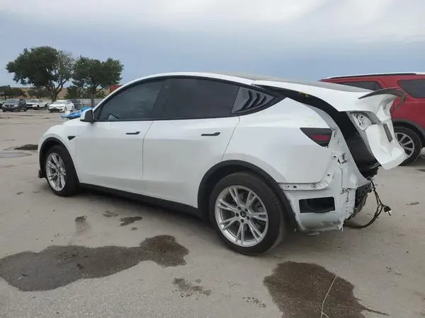 5YJYGDEE9LF019162 2020 TESLA MODEL Y - Image 2